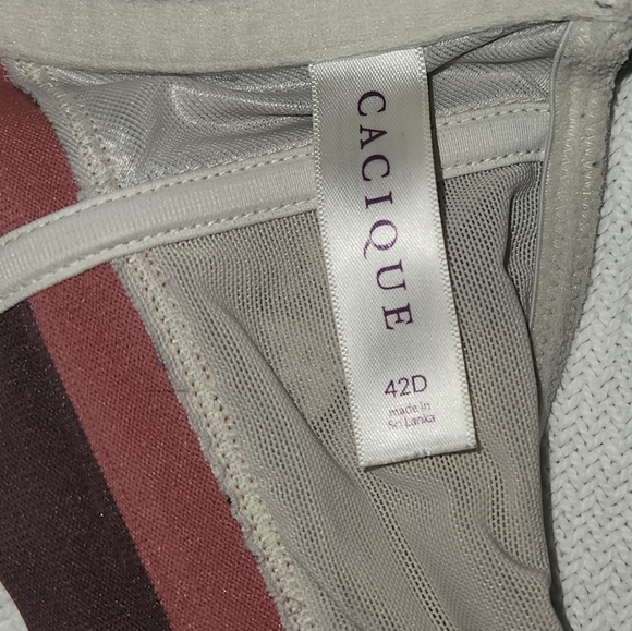 Cacique Front Closure Racerback Bra - Picture 4 of 7